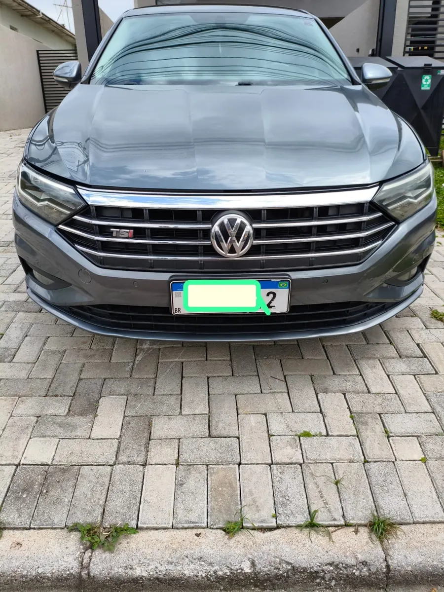 Jetta frente